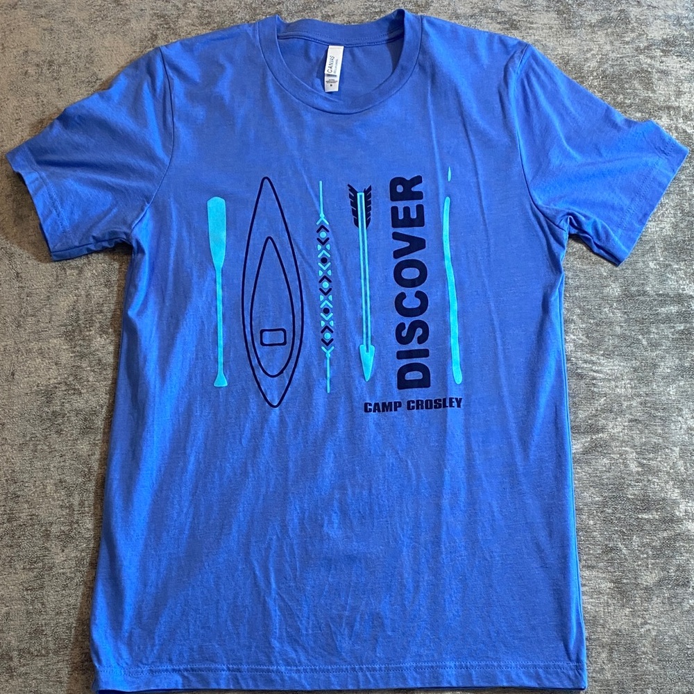Bella Canvas Camp Crosley Blue Short Sleeve Tee size Medium {397}